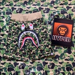 Bape / A Bathing Ape Green ABC Shark Shorts
